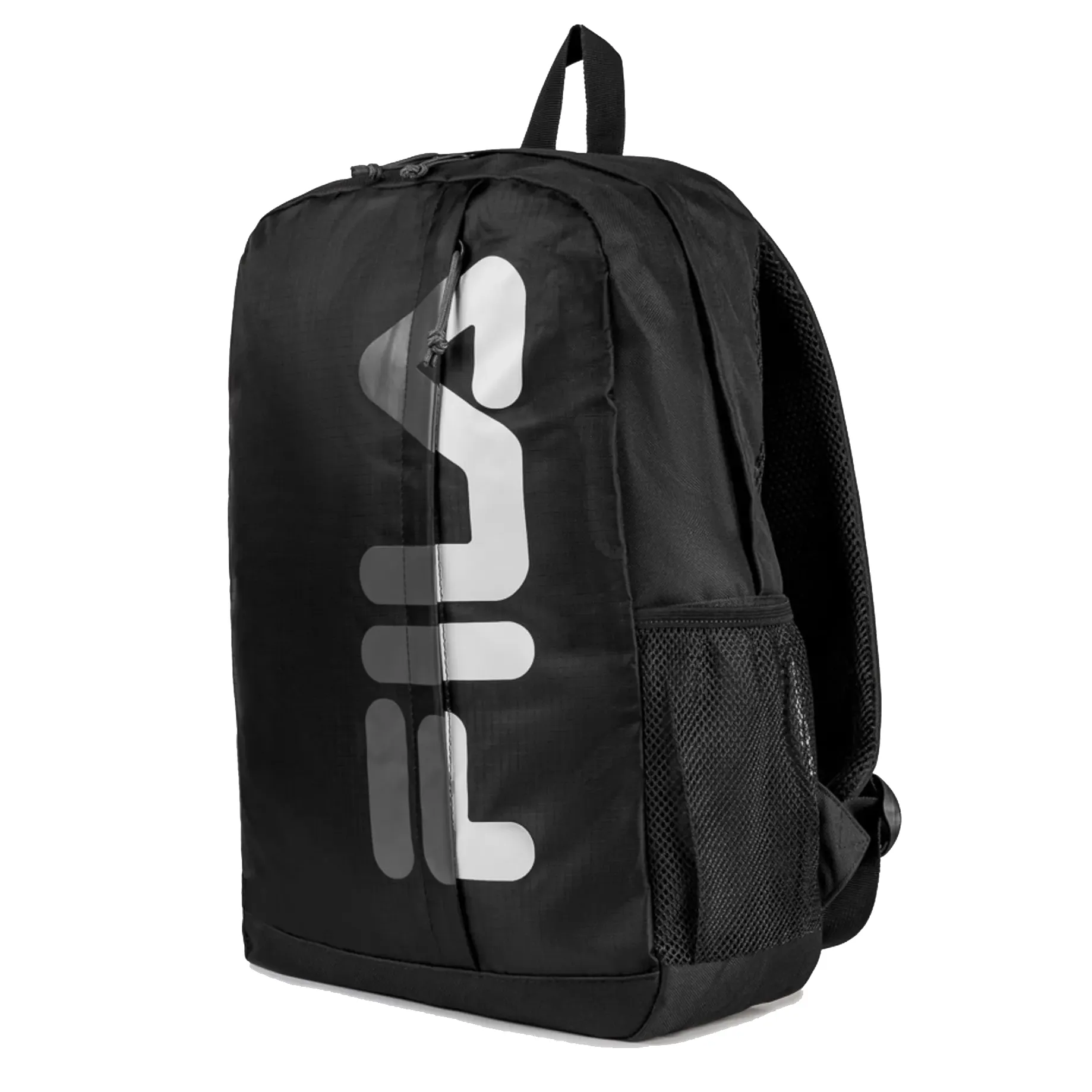 Mochila Fila preta vista lateral com alças acolchoadas e logo em destaque